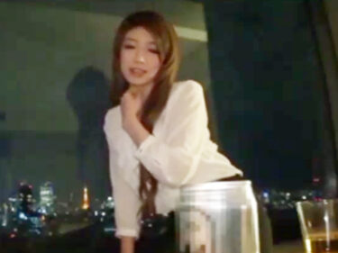 高層階の高級ホテルで夜景を見ながら大人っぽい美女と濃厚SEX巨乳素人お姉さんのアダルト動画