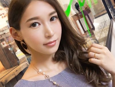 首絞めガクガク昇天！こんな顔して超が付くほど変態な27歳ドスケベ妻と種付けハメ撮り痴女人妻中出しハメ撮りのアダルト動画