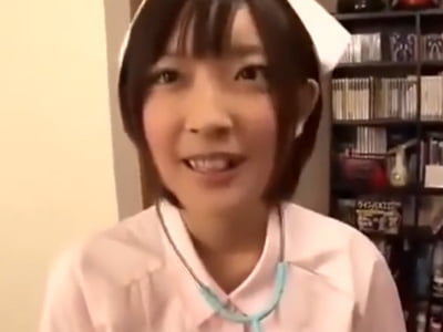 ナースコスプレな巨乳娘が素人宅に突撃→生ハメ開始！巨乳美少女コスプレのエロ動画