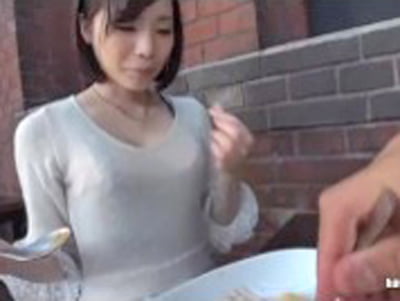 SNSで知り合った素人お姉さんとしっぽりセックス巨乳素人お姉さん顔射のポルノ動画