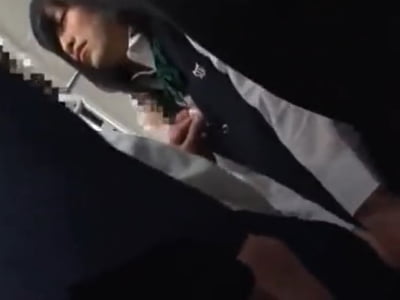 JKに痴漢→車外に連れ出して顔射レイプ素人女子校生美少女顔射レイプ痴漢のアダルト動画