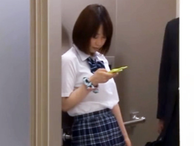 エレベーターに挟まってしまった美少女JKをここぞとばかりに強姦大量中出しｗ女子校生美少女中出しレイプのセックス無料動画