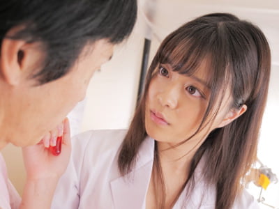 意中の男を振り向かせたくて強力媚薬を開発！好きでもない男が飲んでしまい20発も中出しされるリケジョｗ美少女中出しレイプ3Pの無料エロ動画