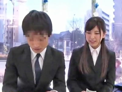 入社一年目の新人OLに仕事以外も教えちゃう上司巨乳素人美少女OLのエロ動画