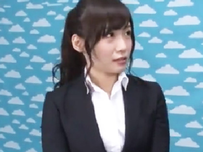 ベロチューで歯止めが利かなくなった上司に中出しされる美少女OL美少女OL中出しのアダルト無料動画