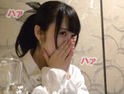 興奮するほどアヘアヘしちゃう変態女子大生！素人美少女ハメ撮りのアダルト動画