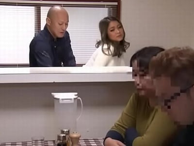 息子の黒ギャル彼女が鬼畜義父に寝取られて→最初は嫌がりながらも徐々に完堕ちオネダリ巨乳ギャル痴女のエロ動画