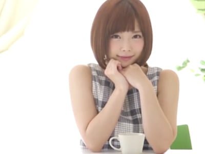 パコに期待して自ら胸チラ誘ってくるお姉さん巨乳お姉さん痴女のアダルト動画
