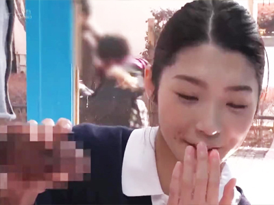 膣でイケなくなった床オナ男子を心優しい美人ナースさんがトレーニングｗｗ素人お姉さん看護婦中出しナンパのエロ動画