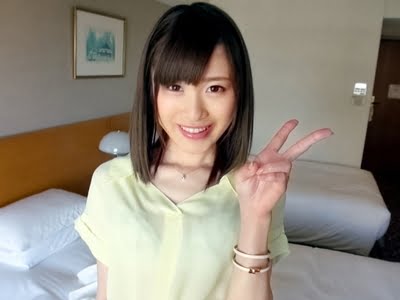 池袋でナンパしたガチ神レベルの素人さん！色白肌を赤く染めながらがカメラ目線でアヘ顔絶頂素人美少女ロリハメ撮りナンパのエロ動画