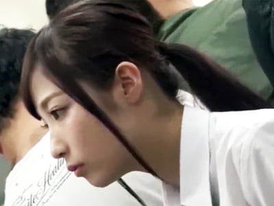 大人しそうなポニテJKに目を付けた強姦魔が痴漢レイプ→顔面にザーメンぶっかけ逃走ｗ女子校生美少女顔射レイプ痴漢のエロ動画