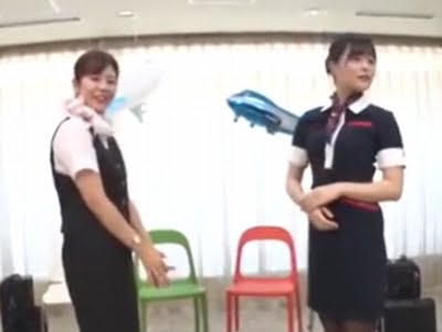 野球拳で負けたら即中出し→フライト帰りのCAさんに種付けテイクオフ巨乳OLコスプレ中出しの無料エロ動画