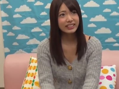 ナンパ素朴カワイイJDに筆おろし依頼したら超スケベだったｗ素人美少女童貞中出しナンパのAV無料動画