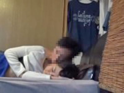 監視カメラがいくつも仕掛けられた家に連れ込み盗撮SEX巨乳素人盗撮の無料エロ動画