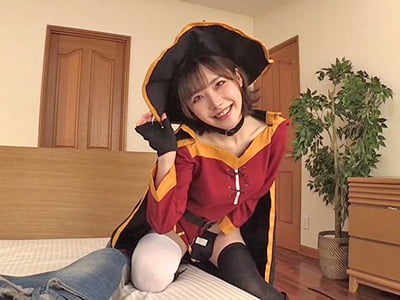 隠れオタクの腐女子が彼氏とコスプレSEX巨乳美少女痴女コスプレ中出しオナニー深田えいみの無料セックス動画