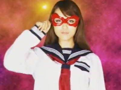 美少女仮面ヒロインが悪の将軍に中出しレイプされ処女喪失！美少女処女コスプレ中出しレイプのアダルト動画