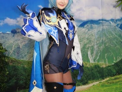ガチで可愛い美少女レイヤーが生中出し5P乱交でリアル失神ｗ美少女中出し乱交のセックス動画