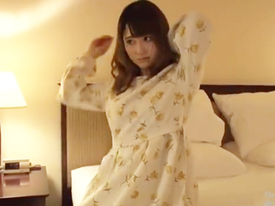 Twitterで知り合った欲求不満娘とホテルでハメ撮り素人顔射ハメ撮りの無料エロ動画