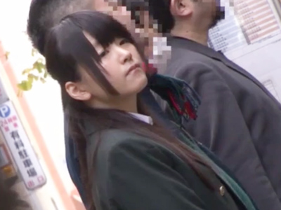 大学の後輩美女を自宅に連れ込みハメた一部始終を盗撮！素人美少女ぶっかけ盗撮のアダルト動画