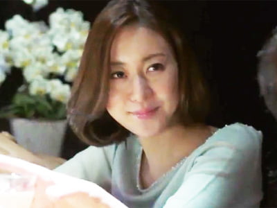 無理やり犯されるも旦那に相手にされない寂しさから体を許し不倫関係に発展ｗ巨乳人妻中出しレイプのアダルト動画