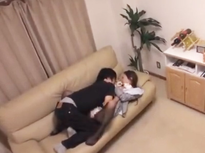 仕事帰りのOLを尾行して自宅に押し入りレイプして強制中出し！OLパンスト中出しレイプのエロ動画