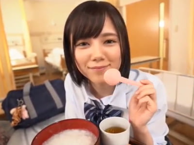 入院中に可愛い彼女が毎日お見舞いに来てくれたのでたっぷり溜め込んだ性欲を解消ｗ女子校生美少女顔射フェラの無料ポルノ動画