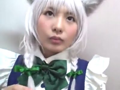 公衆トイレでオジサン棒を咥え濃いザーメンを口中で受け止める激カワコスプレイヤー素人美少女コスプレフェラのアダルトビデオ動画