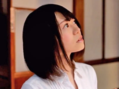 岡山出身のピュアな19歳がおっさんにベロベロ舐め回されてデビューFUCK女子校生美少女ロリコスプレのアダルト動画
