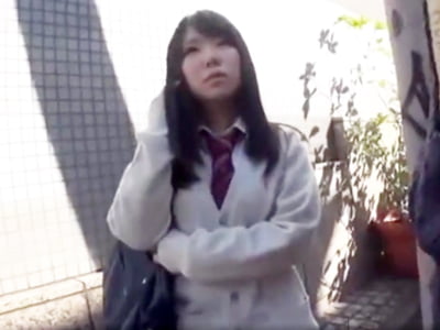 読者モデルと甘い言葉で騙してナンパし中出し素人女子校生美少女ロリ中出しのアダルト動画