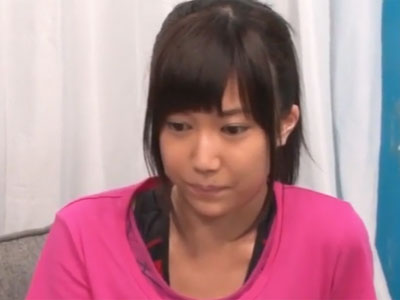 気の小さい素人美少女が企画に乗せられた結果→無慈悲な中出し展開素人美少女中出しのポルノ無料動画