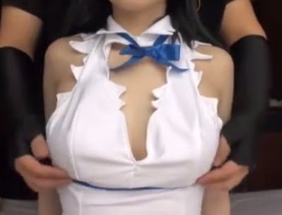 ダン〇ちコスの神乳レイヤーとオフパコ！無毛パイパンマ〇コに大量中出し性交巨乳素人パイパンハメ撮りのアダルト動画