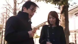 スレンダーな美熟女が力で敵わず無残なガチレイプ被害！人妻顔射のアダルト動画