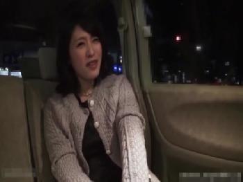 肉欲に溺れて浮気交尾がやめられなくなっちゃった変態妻がハメ撮りで本気イキ！巨乳素人人妻のアダルト動画