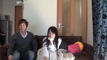 ナンパで捕まえた清潔感のある美少女に無計画に生中出しバチキメ！巨乳のアダルト動画