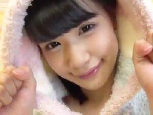 攻めてくる小悪魔JKに中出し！美少女女子校生白咲碧のエロ動画