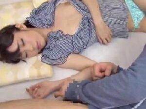 →のはずが結局中出しされちゃう美少女！素人のエロ動画