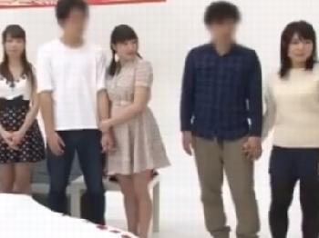 素人スワッピングゲームで賞金よりもチンコに歓喜！巨乳ハメ撮りナンパのエロ動画