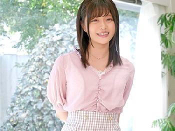 高学歴な理系女子が人生初の中出し絶頂FUCK！美少女顔射奏音かのんのエロ動画