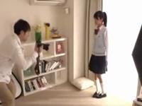 アイドルのエントリーに来た素人娘を騙して生中出し！！美少女人妻女子校生熟女のエロ動画