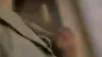 店から出てきた素人お姉さんに猛アタックしてパコパコ中出しに成功W！ナンパのエロ動画