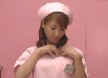 患者に自慢の巨乳を捧げる淫乱ナースが病室で激しくパコ
