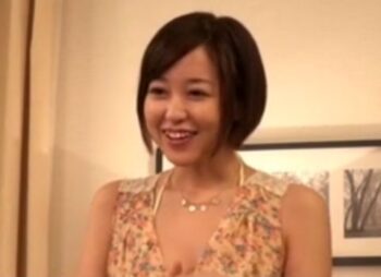 ごっくん初挑戦の精子大好き美女が連続フェラで頑張る宣言！お姉さん手コキ篠田ゆうのアダルト動画