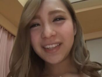 フリーセックスギャルが男優のテクに大喜び