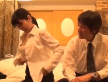 終電が無くなった新人OLと上司が一回きりのラブホ宿泊